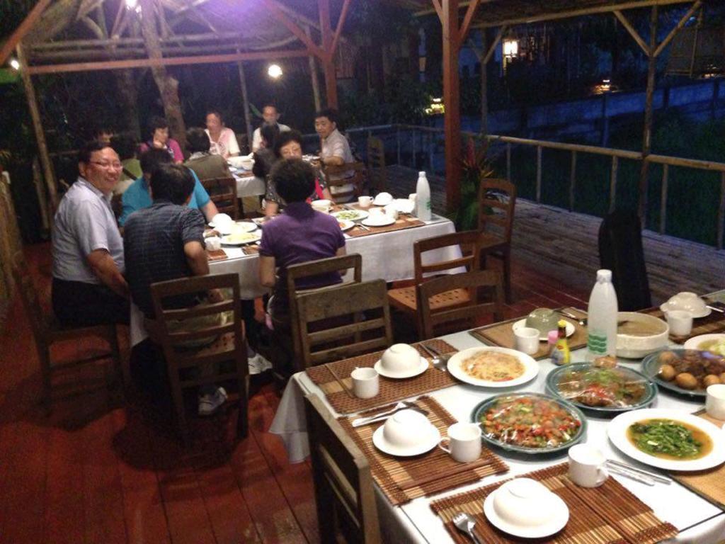 Palm Spa Village Resort Mae Rim Zewnętrze zdjęcie