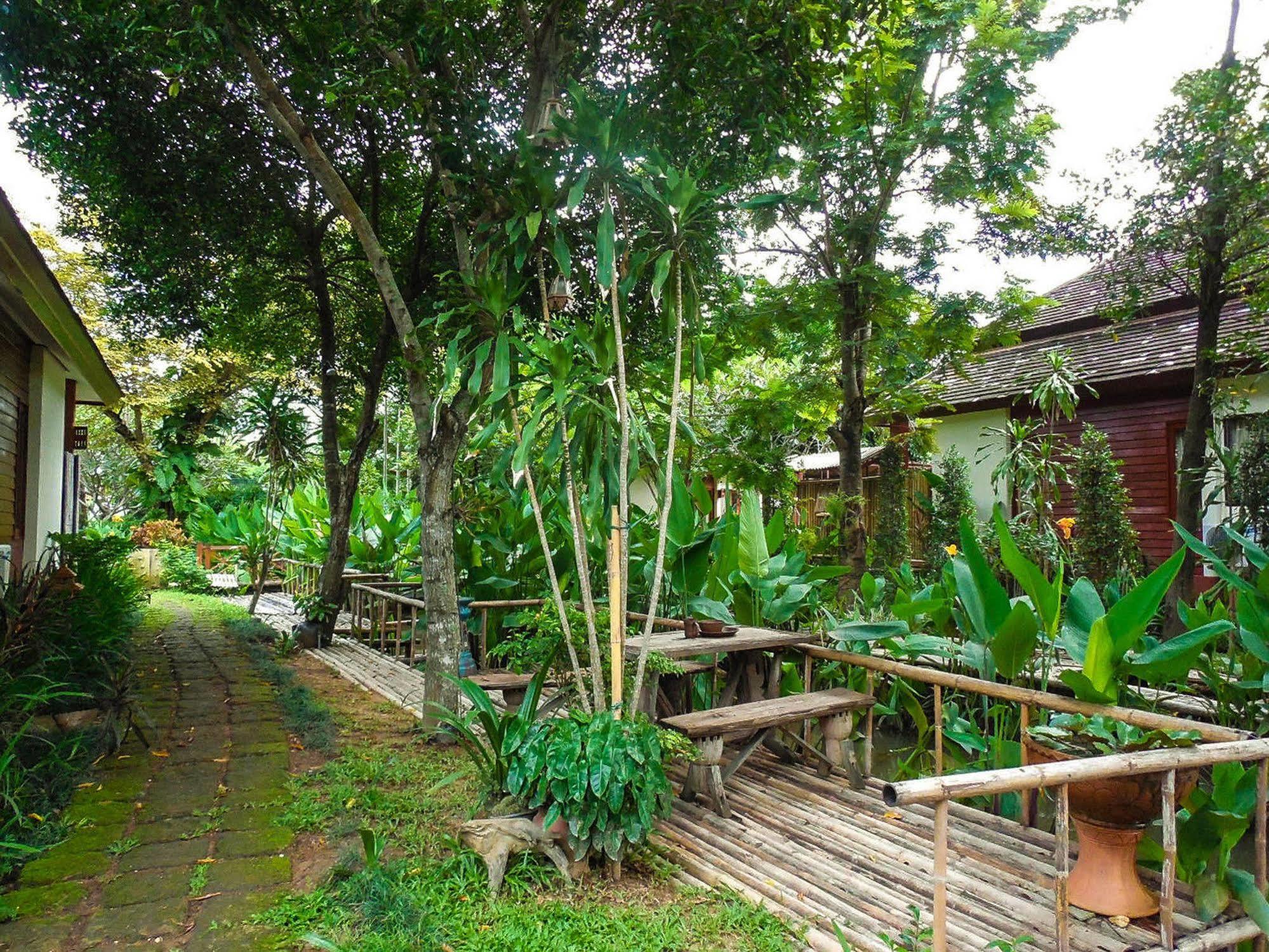 Palm Spa Village Resort Mae Rim Zewnętrze zdjęcie
